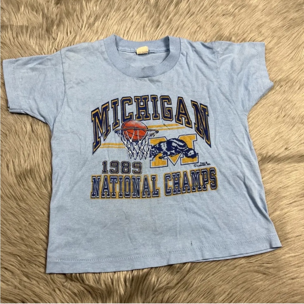 Vintage 1989 Childrens Michigan Wolverines National Basketball Champs Shirt